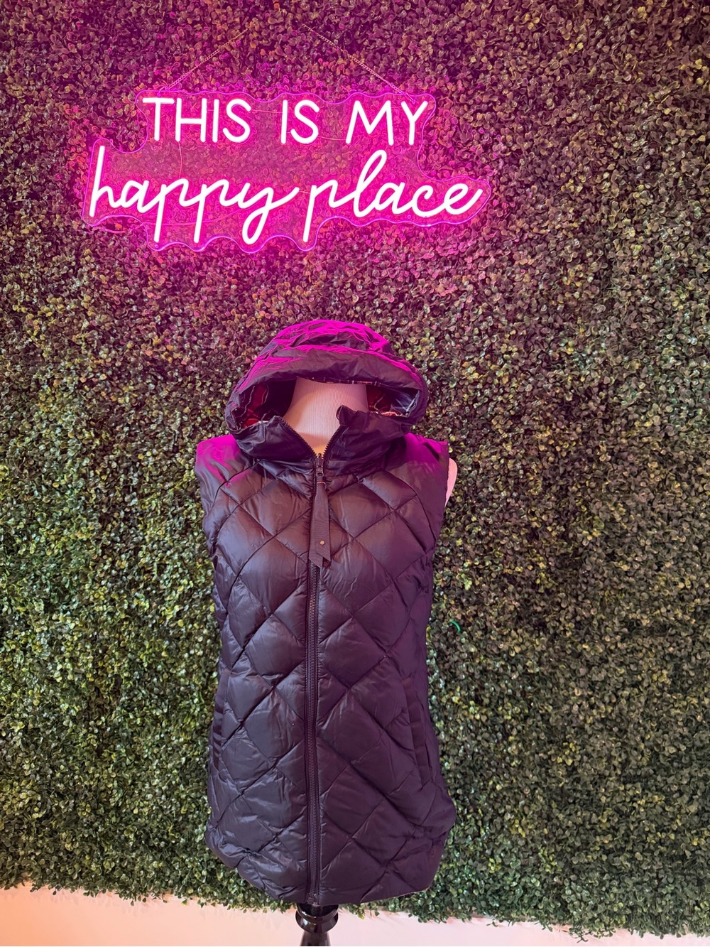 Lululemon reversible plaid and black Quilted Hooded Puffer Vest